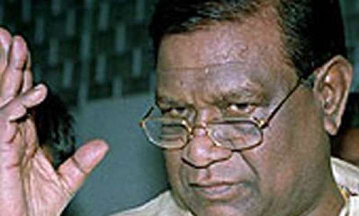 tehelka sc refuses to quash proceeding against bangaru