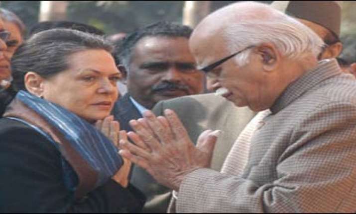 terse letter from sonia prompted advani s apology