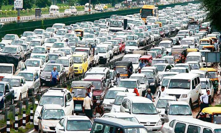 Traffic nightmare on Delhi-Gurgaon Expressway to be over | India News ...