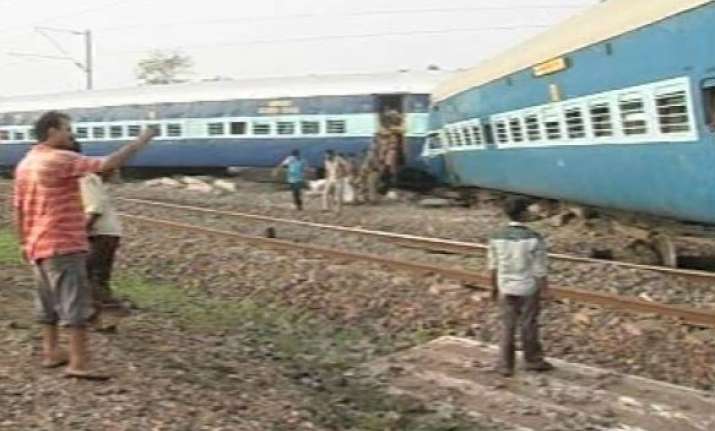 25 trains diverted 5 trains cancelled after kalka mail