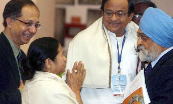tripartite darjeeling pact to be signed on monday