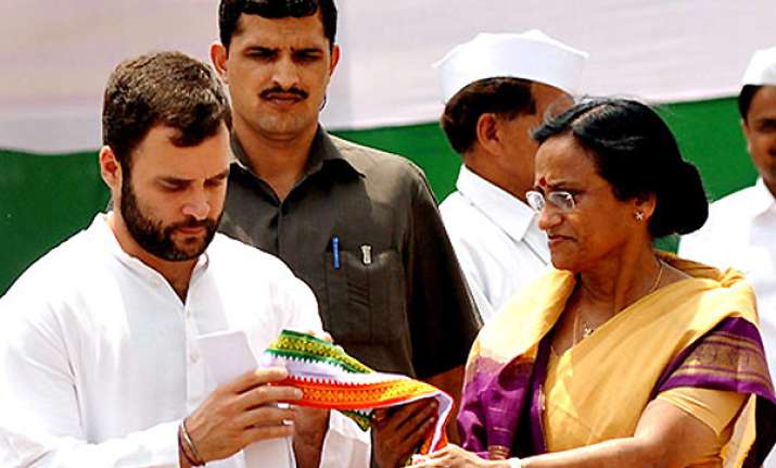 rita bahuguna joshi resigns as upcc chief