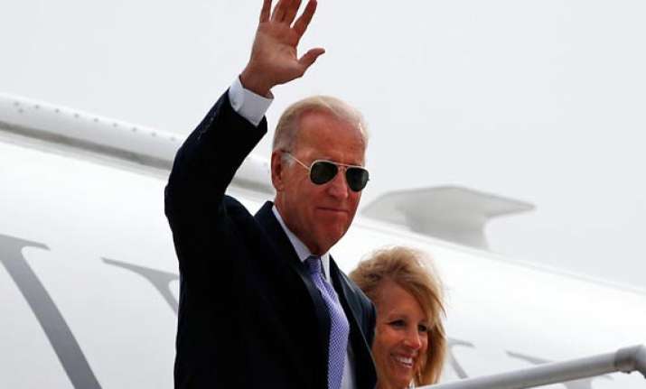 us vice president joe biden arrives in mumbai