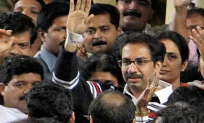 uddhav inspects mumbai potholes as hc issues notice to bmc