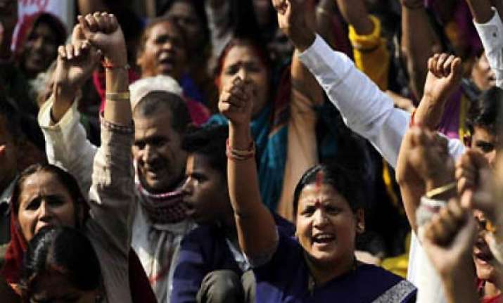 uttarakhand relatives protest in dehradun netas babus want