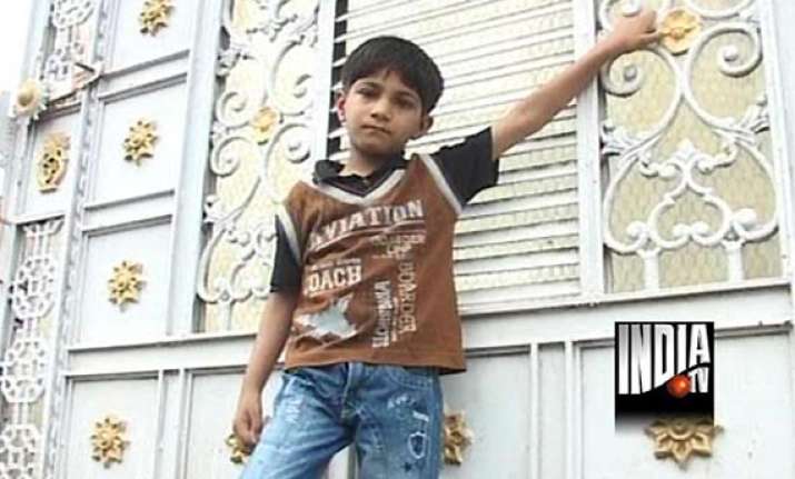 uttarakhand 5 year old abhijit in indore endlessly waits