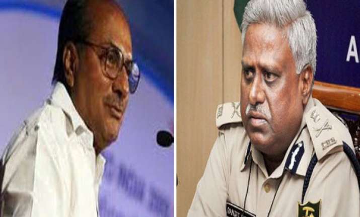 vvip chopper scam probe defence ministry gives newspaper