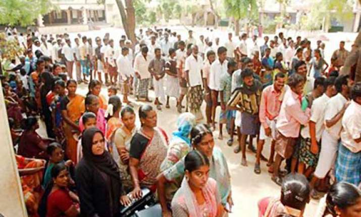 nearly 68 per cent poll recorded till 2 pm in wb