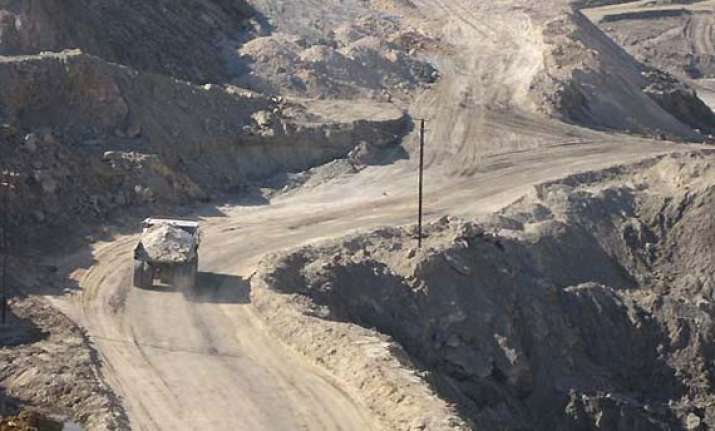 western coalfields to pay rs 125 cr to maharashtra village