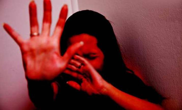 woman stripped in public now arrested