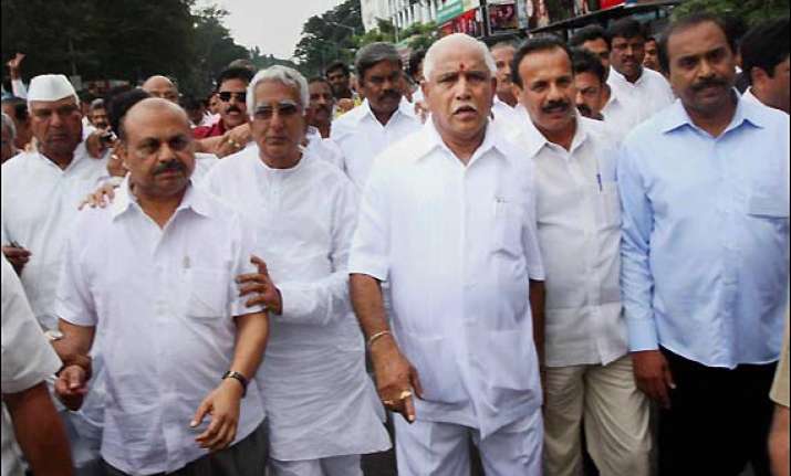 yeddyurappa in delhi to mount pressure on bjp