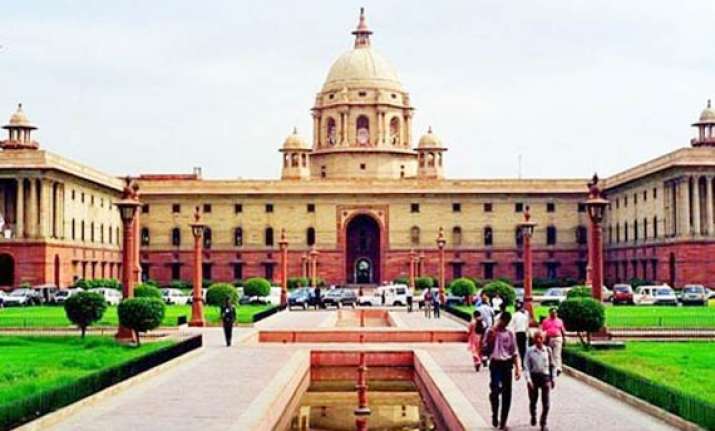 2g sc asks centre to appoint lalit as prosecutor