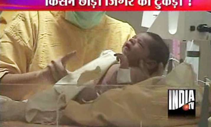 5 hour old infant abandoned by parents in delhi