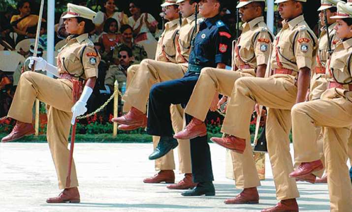 30 ips officers quit jobs in 2008 10