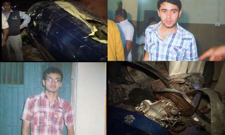 10 killed as plane crashes into a colony in faridabad