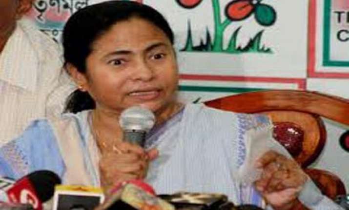 i am no painter says mamata after selling works for a crore