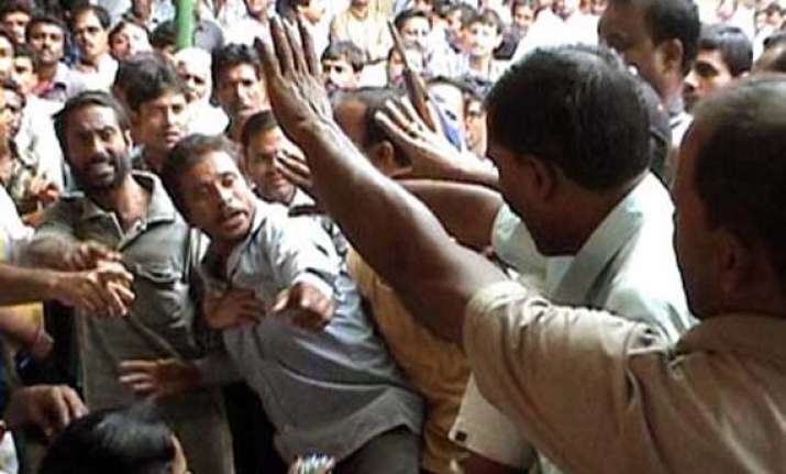 13 injured in cpi m tmc clash on polling day