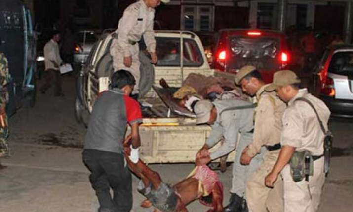 2 killed 6 injured in bomb blast in a market in manipur