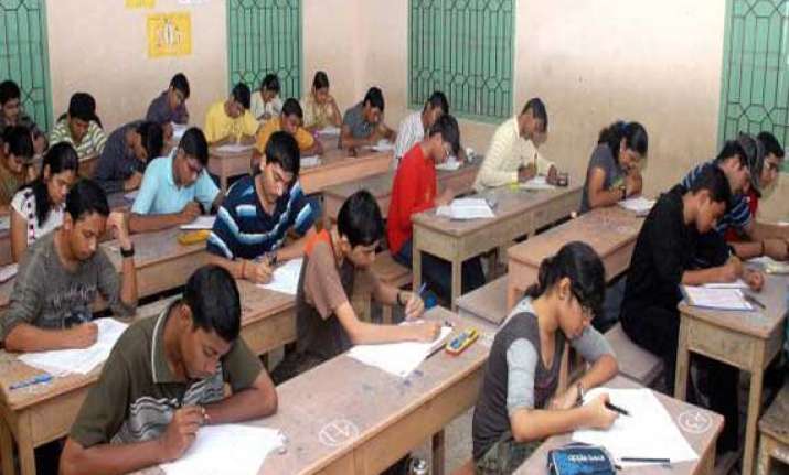 14 lakh take jee main exam
