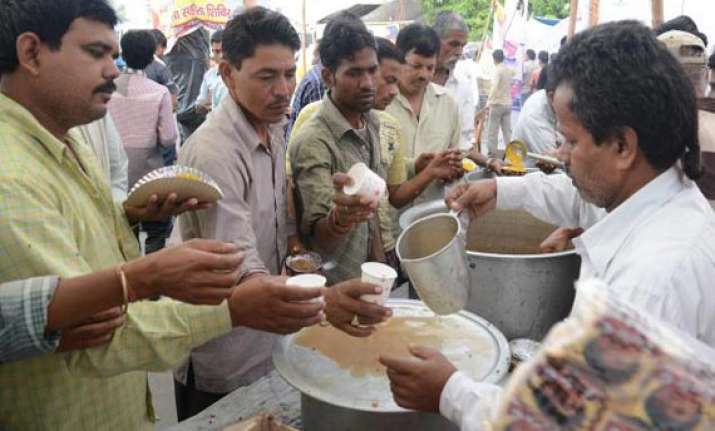 22 166 people shifted to relief camps in east godavari so