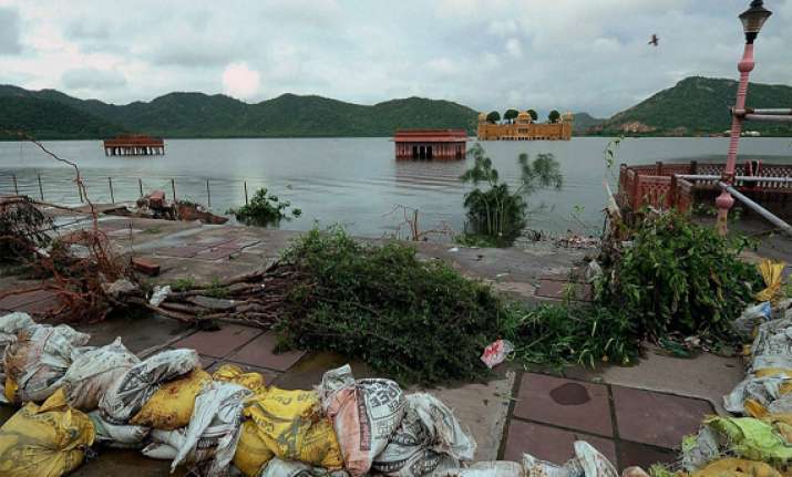 7 villagers rescued from flooded river in bundi