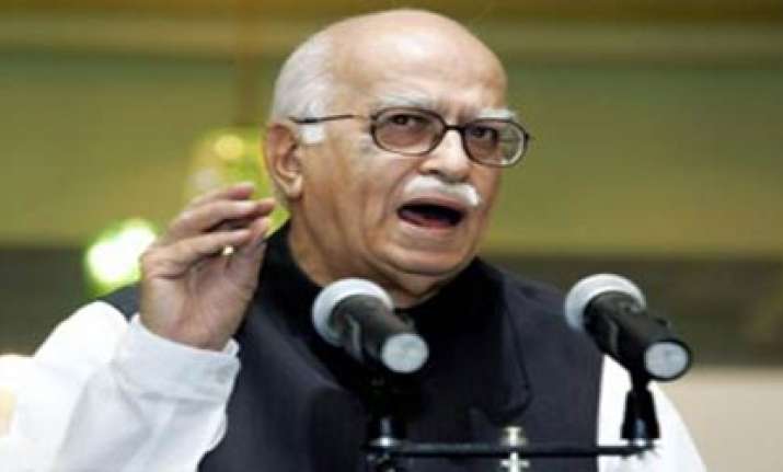 advani campaigns for bjp candidates in west bengal