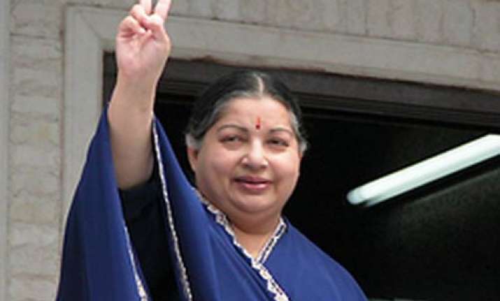 all eyes on jayalalithaa in srirangam
