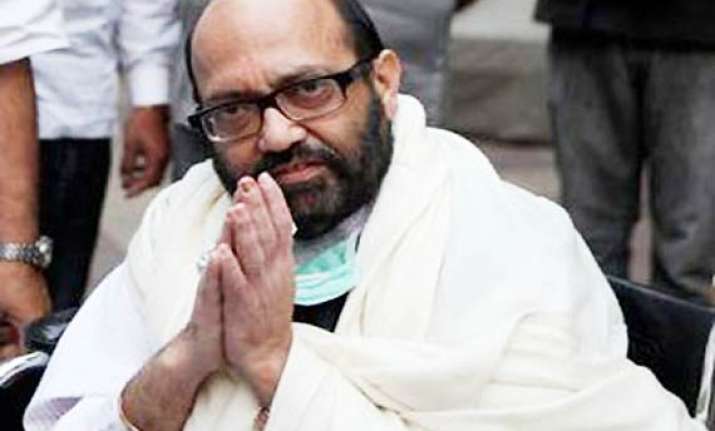 amar backs mayawati on splitting up