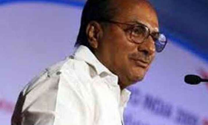 antony upset over feud in kerala congress