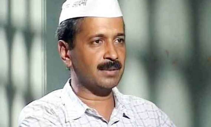 arvind kejriwal put on trial on charges of defamation