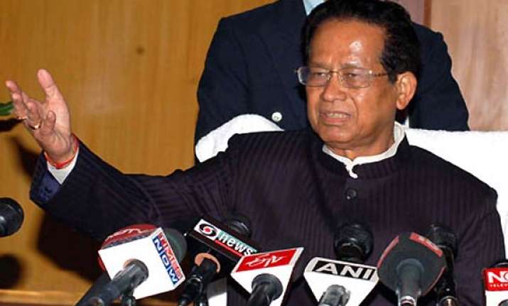 assam cm wants more ministers from state