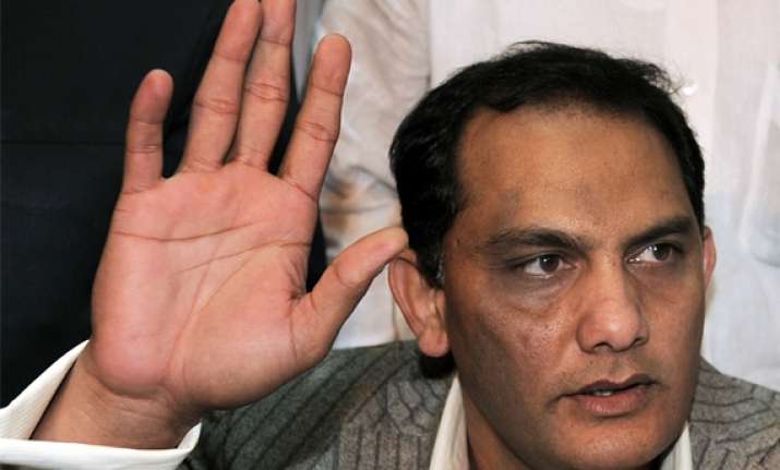 azharuddin faces opposition from congress workers