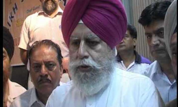 bjp cautions sarkar government over terror against party