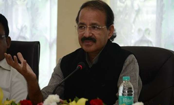 bjp has sent advani joshi to old age home congress