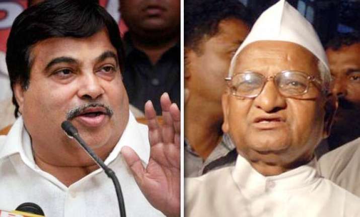 bjp is with anna says gadkari
