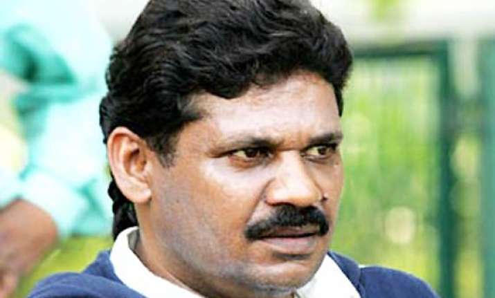 bjp mp kirti azad arrested in bihar given bail