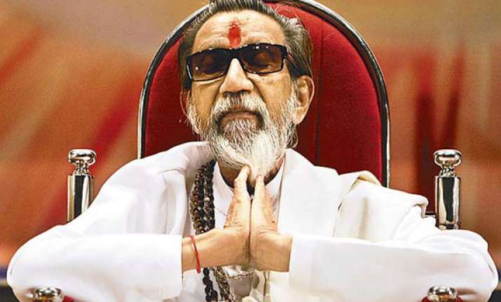 bal thackeray s last rites to be held at shivaji park
