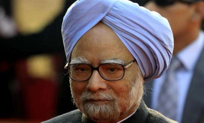 big thumbs down for manmohan upa if polls held now survey