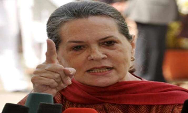 bodh gaya blasts a cowardly act says sonia gandhi