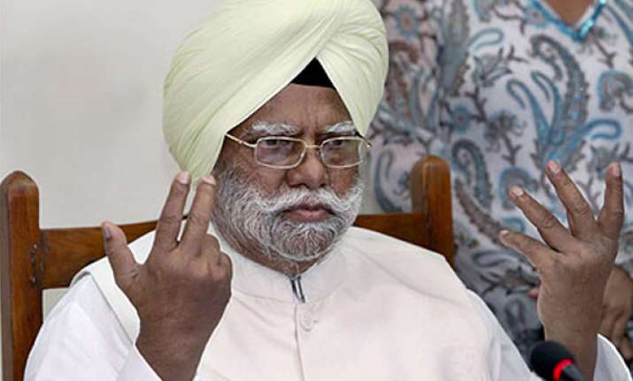buta singh booked for breach of model code in up