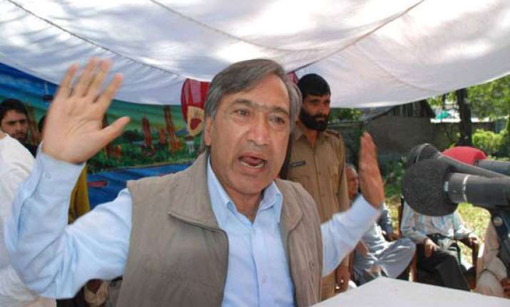 cpi m welcomes diplomatic gestures between india pak