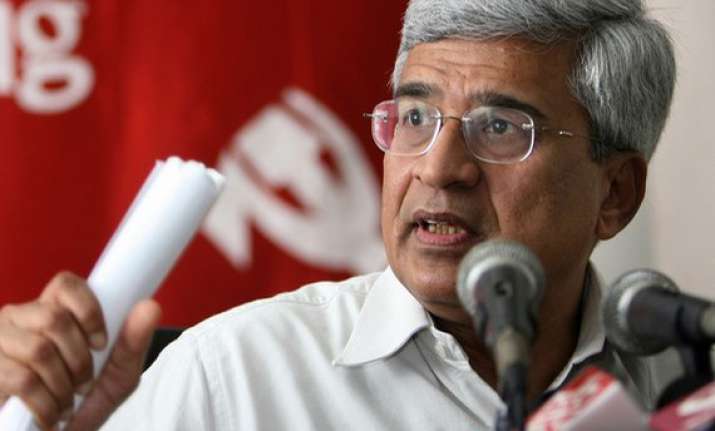 chandy should resign if he has any commitment to people