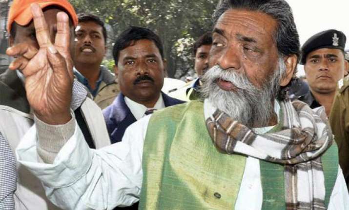 clear stand on forming new government jmm asks congress