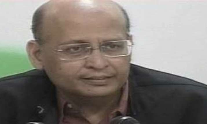 cong dismisses shourie s claim of telling pm about 2g loot