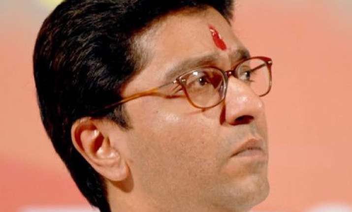 court issues warrant against raj thackeray