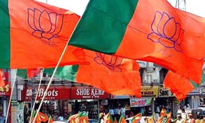 delhi bjp demands roll back of hike in milk prices