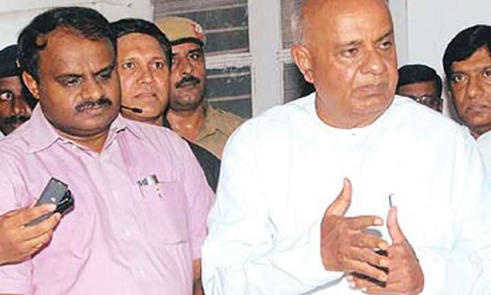devegowda s son to sit on indefinite from saturday
