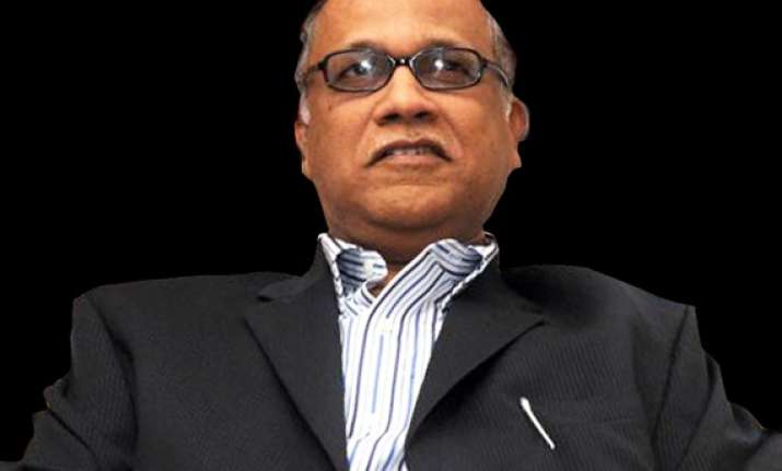 digambar kamat will be arrested in illegal mining case