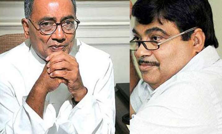 digvijay wants inquiry into gadkari s assets