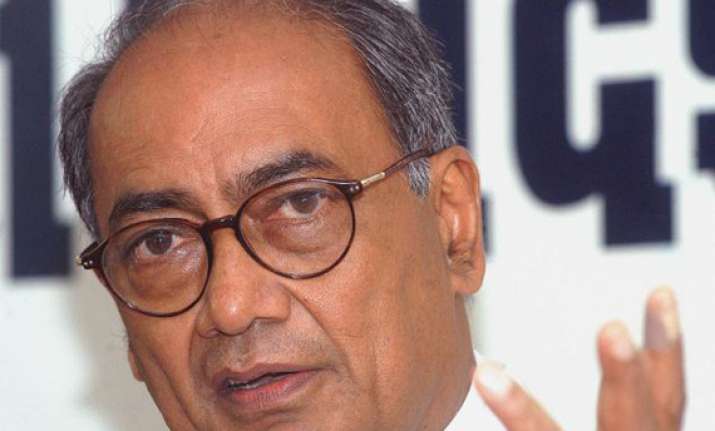 digvijaya singh questions madhya pradesh sand mining